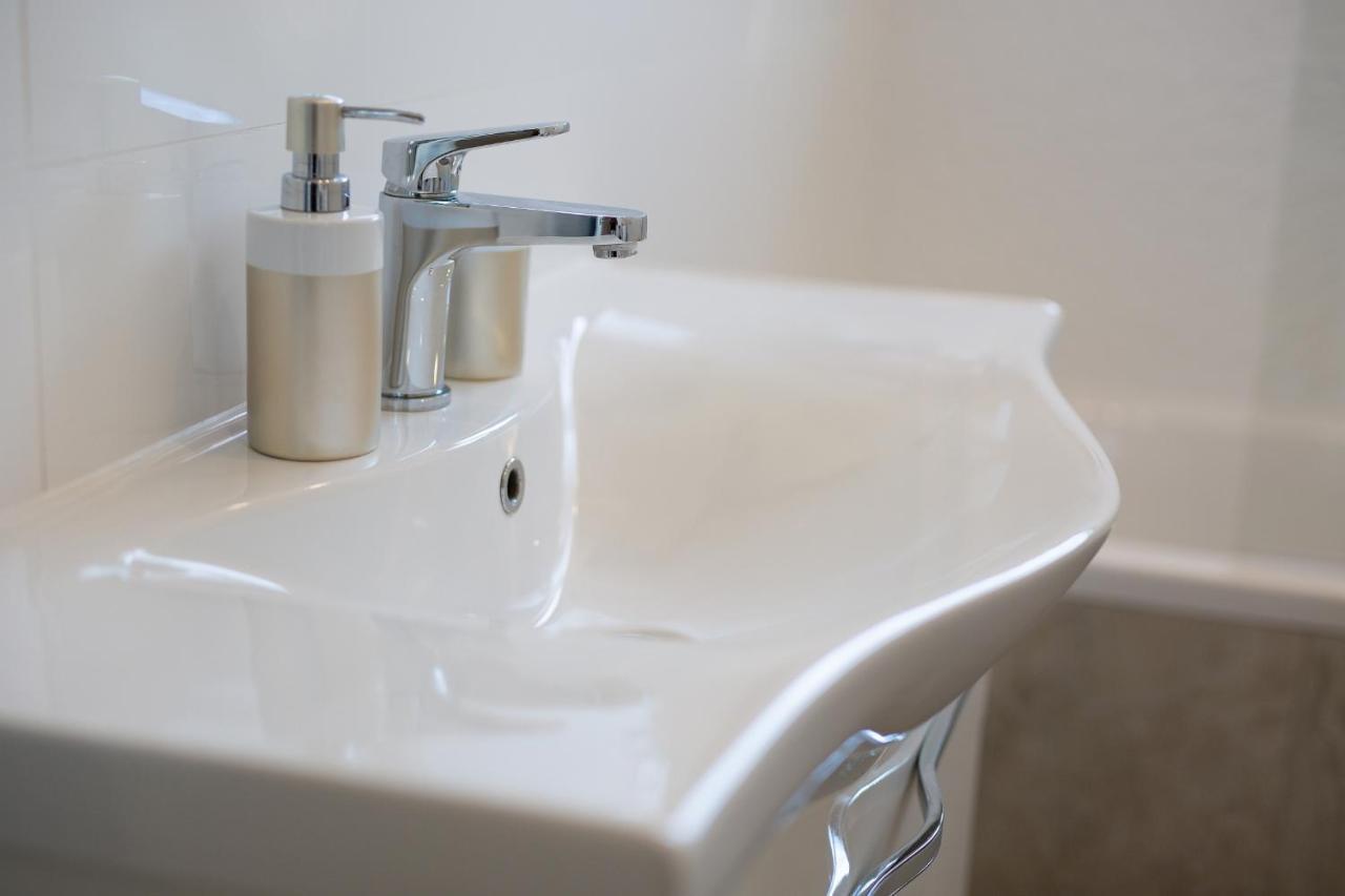 Luxury Apartments Villa Stina Pinezici  Bagian luar foto