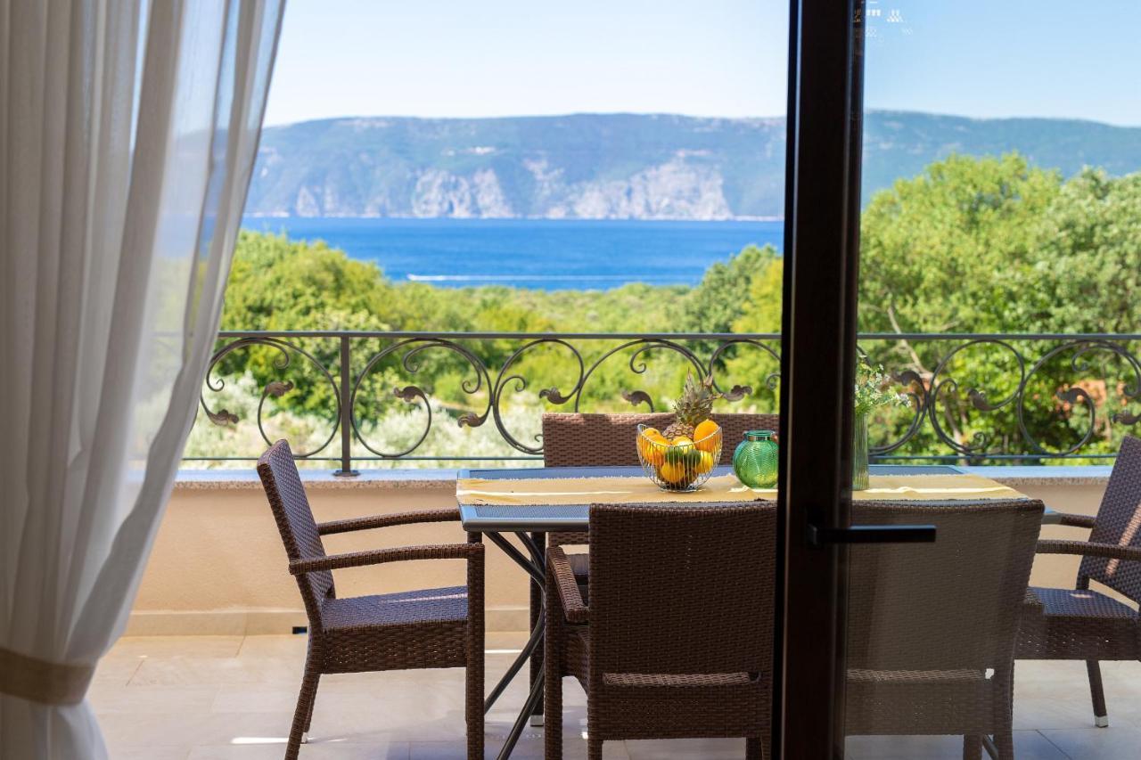 Luxury Apartments Villa Stina Pinezici  Bagian luar foto